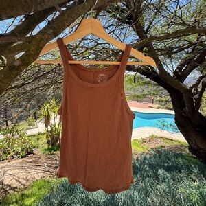 urban outfitters | brown cropped tank
